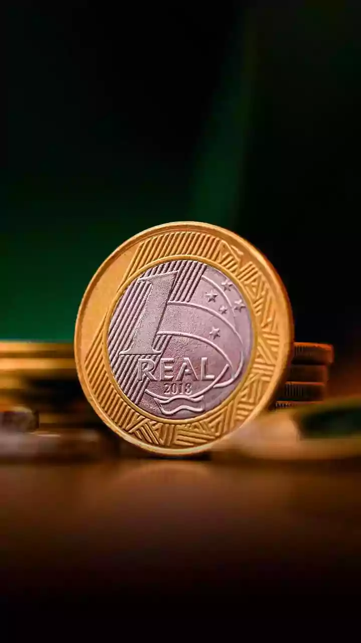 A Loan's Real Cost Includes Interest, Fees and Repayment Timing