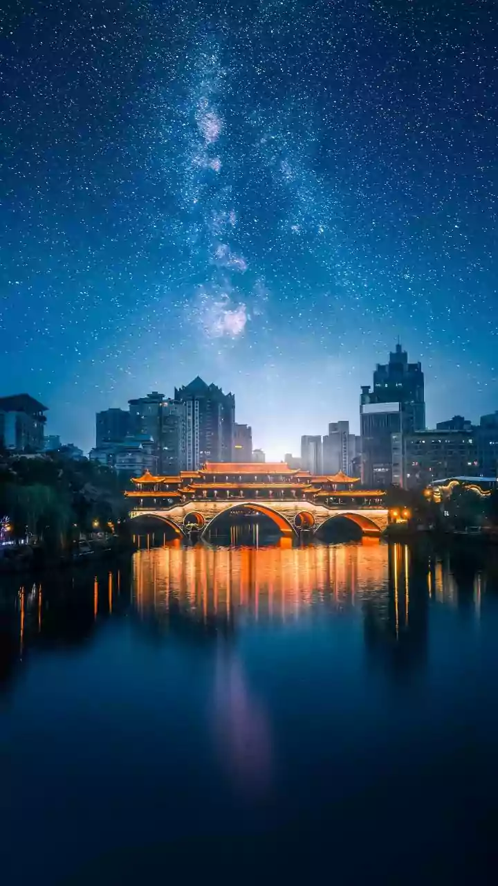 Sky Twinkles Hitting Modern Cities Emitted Hundreds Years Ago