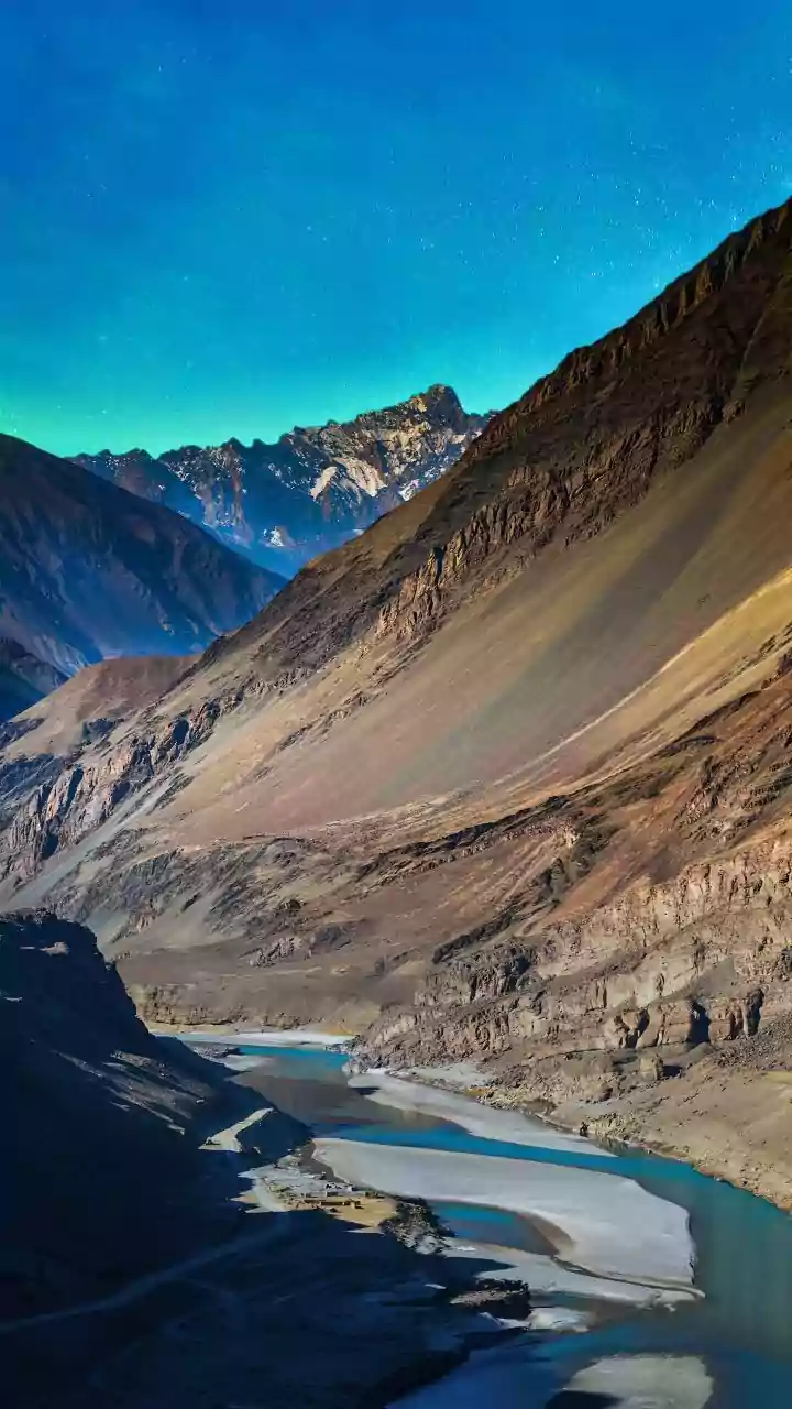 Why Night Sky Observers Seek Remote Indian Destinations To View Annual Shooting Stars