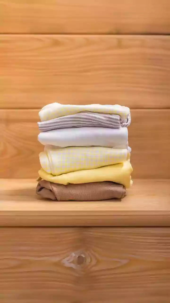 Drying Thick Garments Before Packing Them: Exploring Stored Winter Clothing