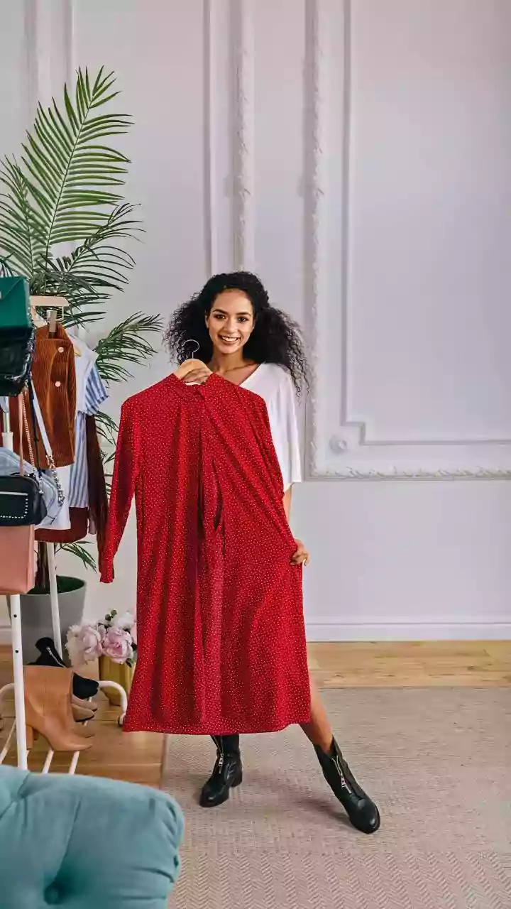 Rewearing Becomes Easier When the Main Piece Is Not Overly Specific