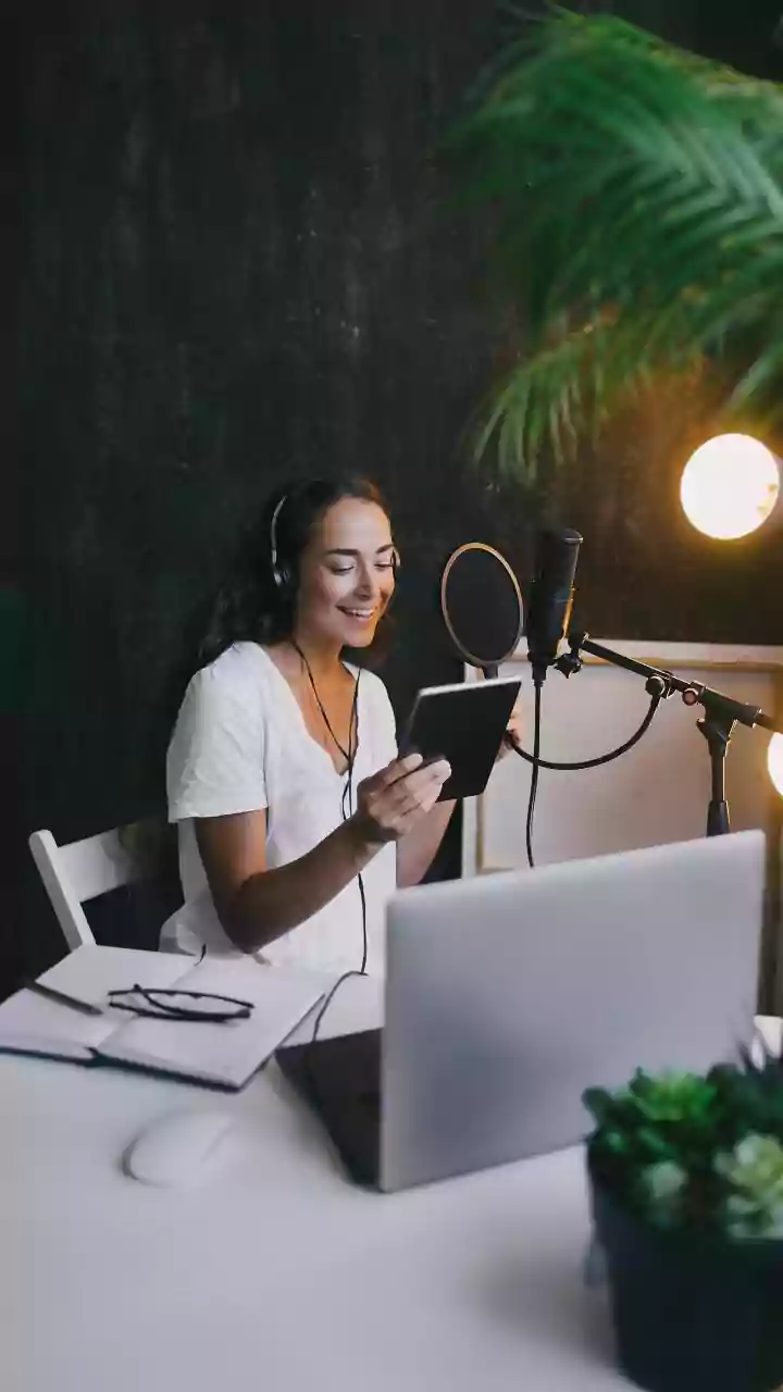 How Digital Creators Use Automatic Speech-To-Text Tools To Structure Content Fast