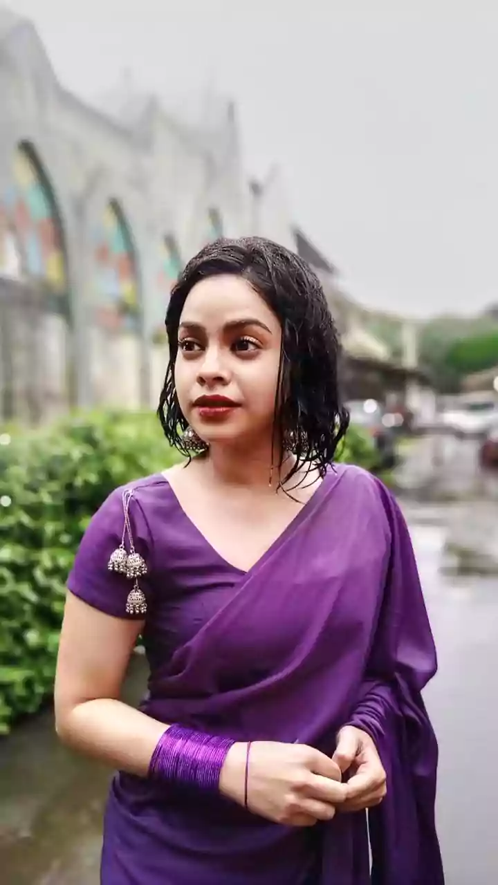 Sumona Chakravarti Joins The ‘Then & Now’ Trend With This Haircut