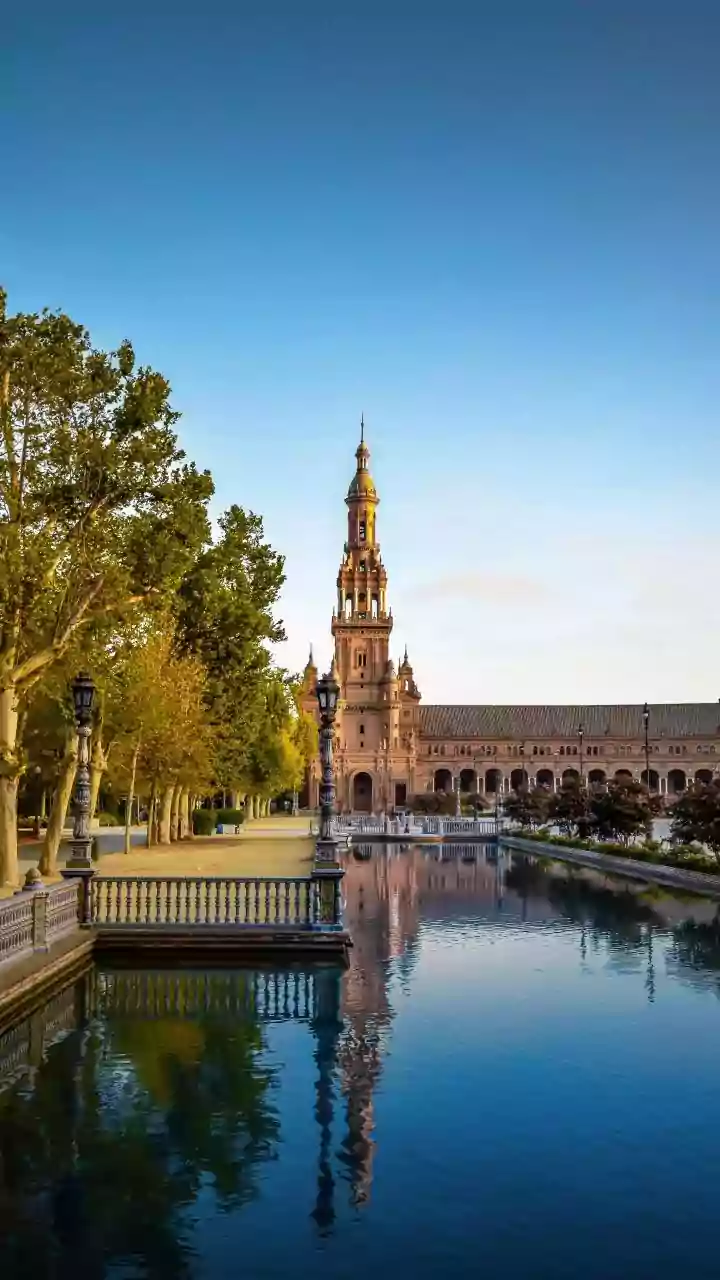 Your itinerary to beautiful gardens in Seville, Spain