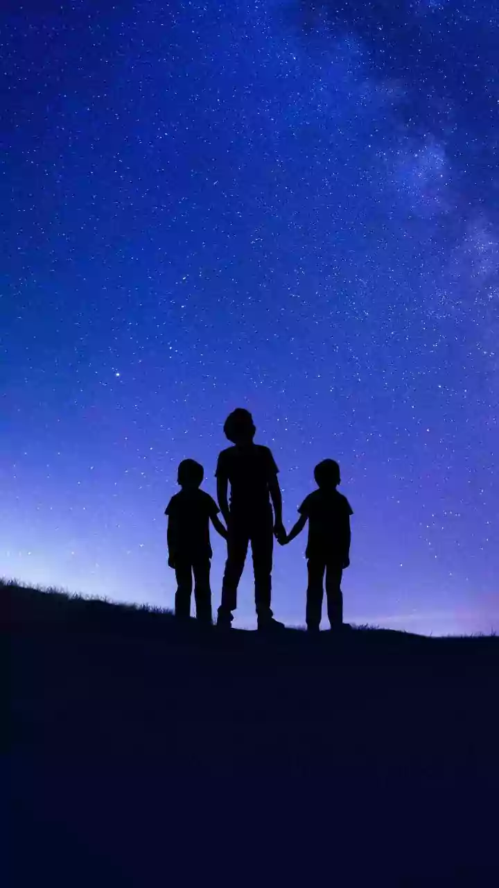 Aquarius Daily Insights: February 19, 2026 - Prioritizing Well-being and Connections