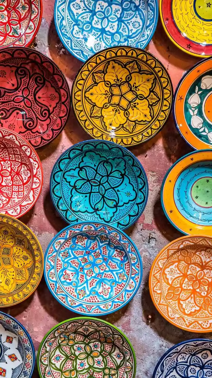 What makes Tunisian ceramics so unique?