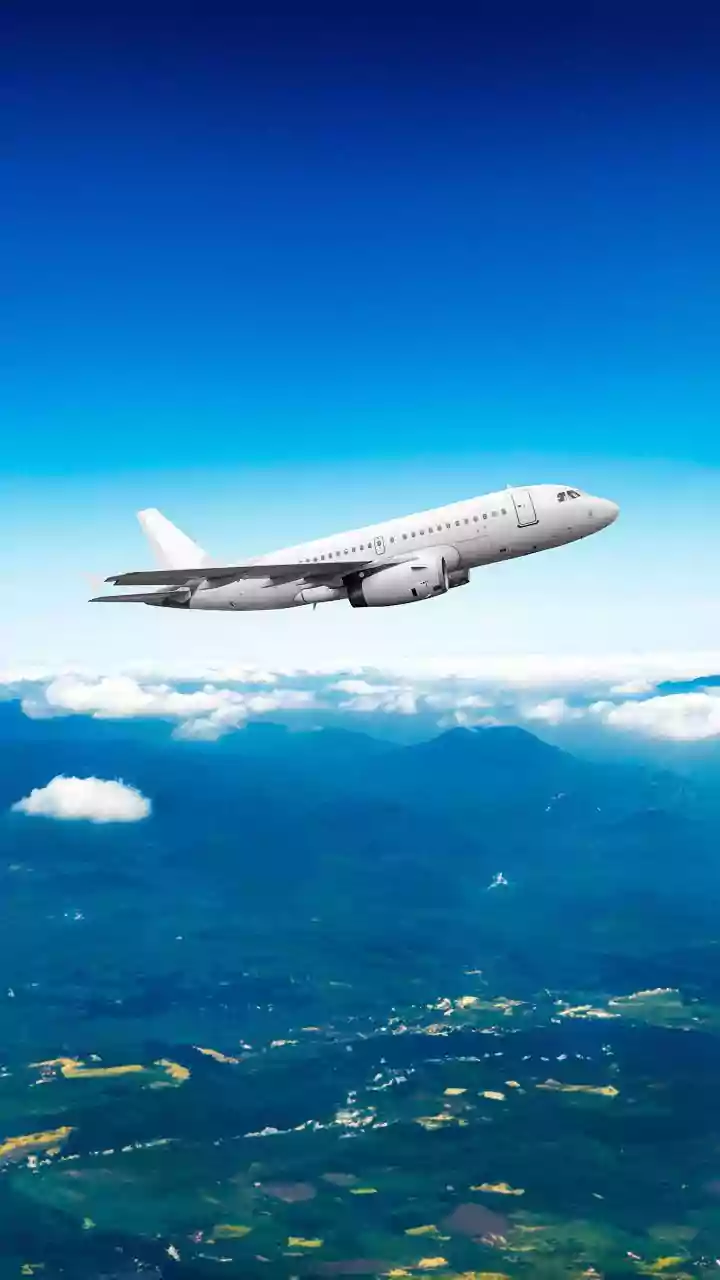 IndiGo resumes 9 flights from Jammu Airport, cancels 7 from Srinagar