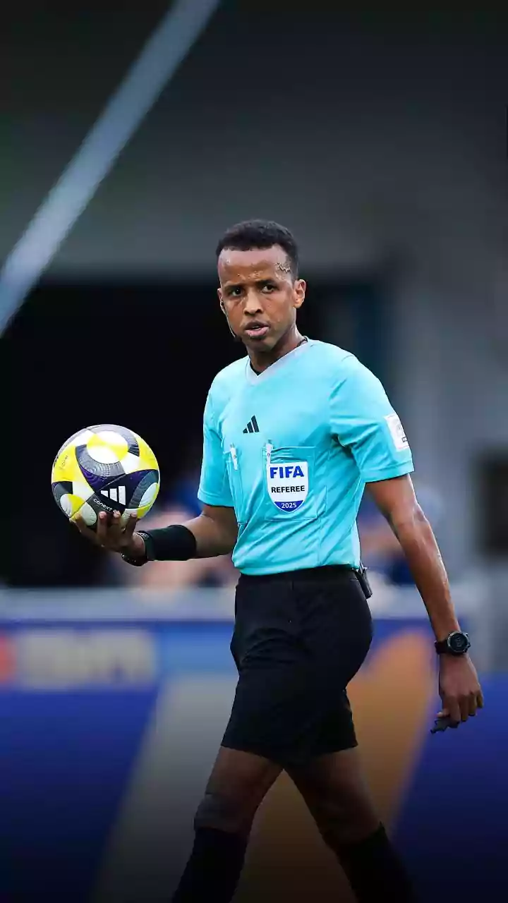 Árbitro somali barrado nos EUA vai apitar Supercopa europeia
