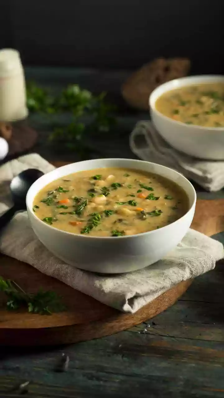 Rain-Friendly Dinner Ideas Focus On Comfort And Simplicity
