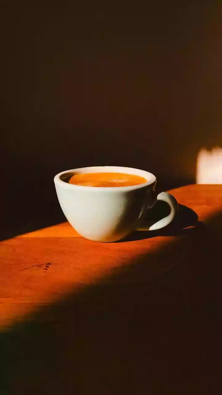 Estudo explica o que acontece com o humor e o intestino ao beber café