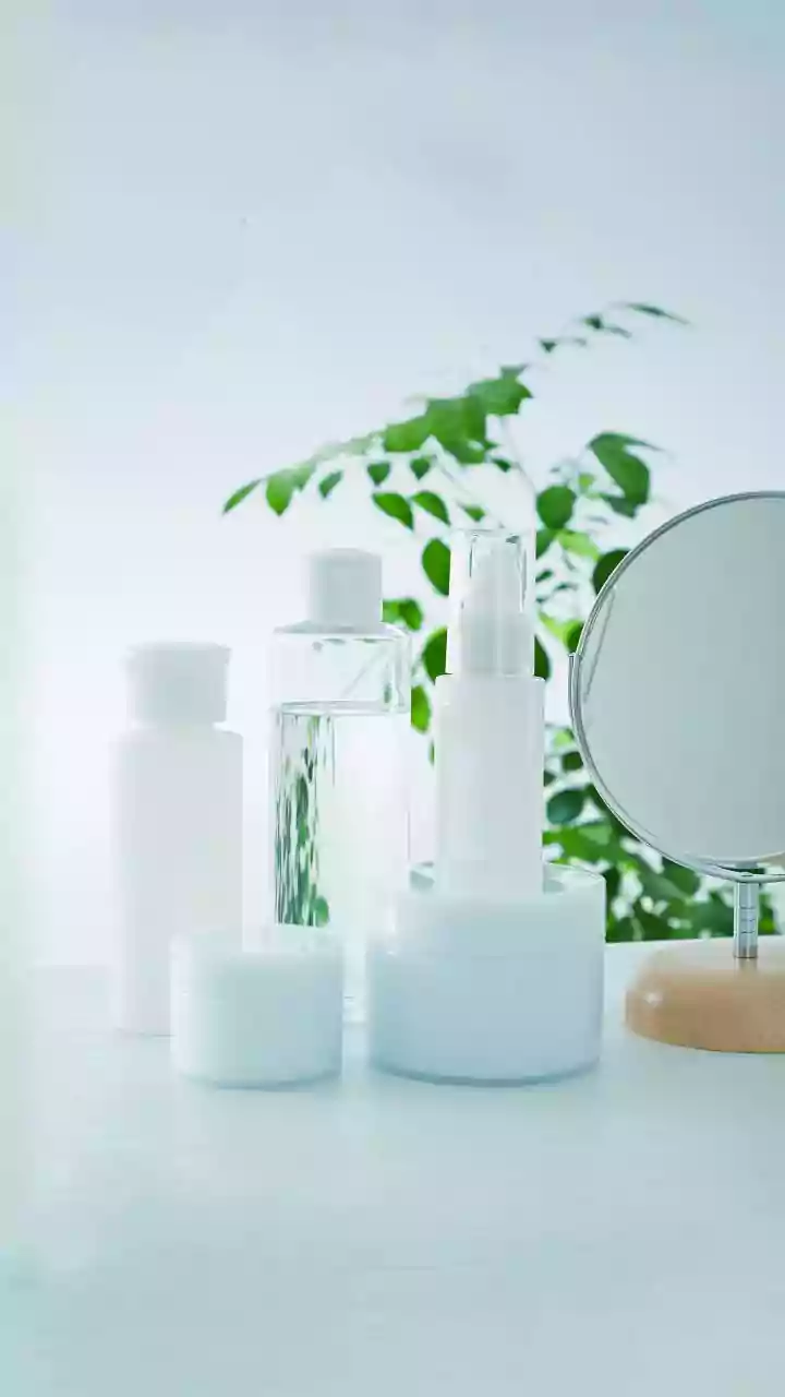 The Humidity-Friendly Skincare Routine To Try