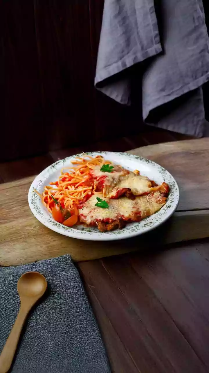 Bife à parmegiana sem fritura