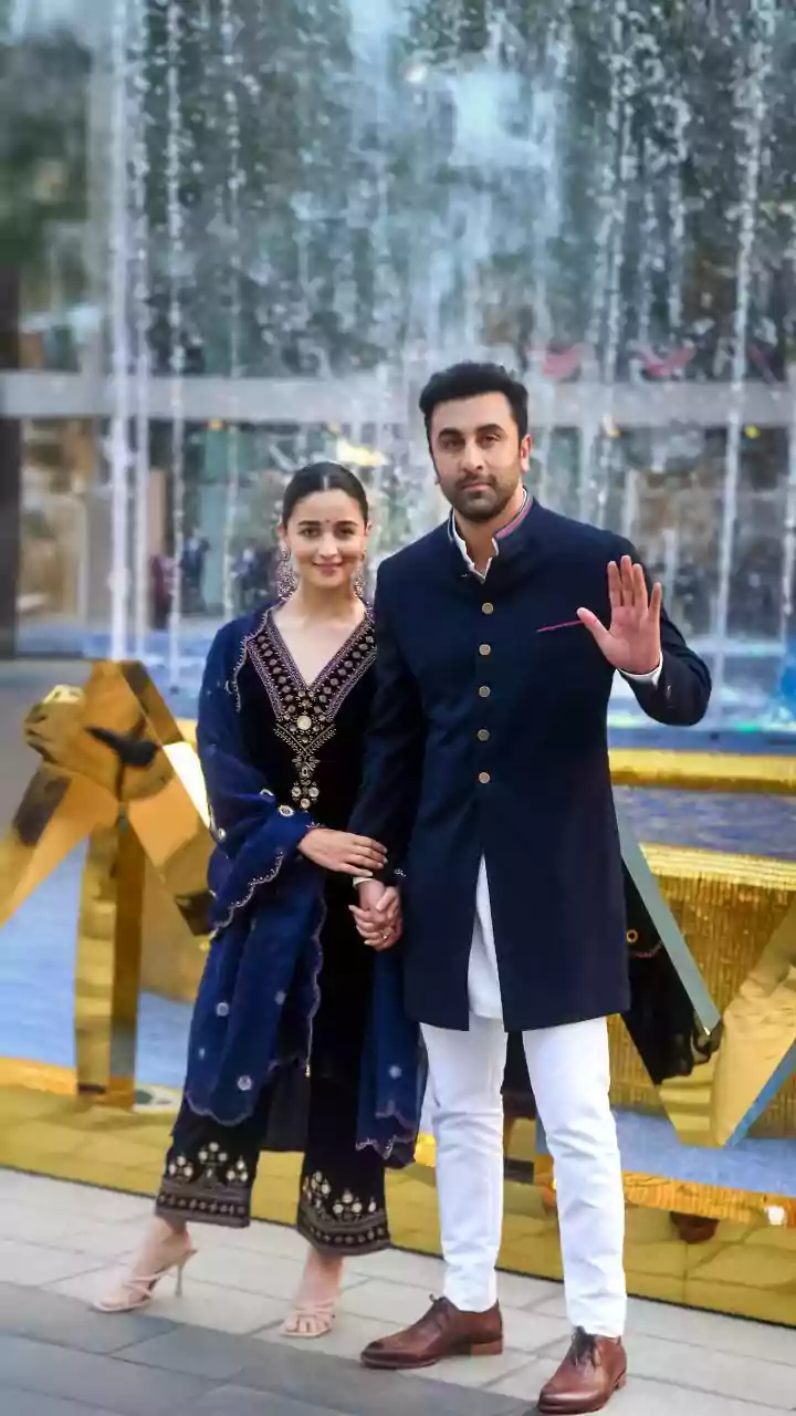 Ranbir Kapoor, Alia Bhatt, And Vicky Kaushal To Shoot A Grand Dance Sequence For Love And War: Report
