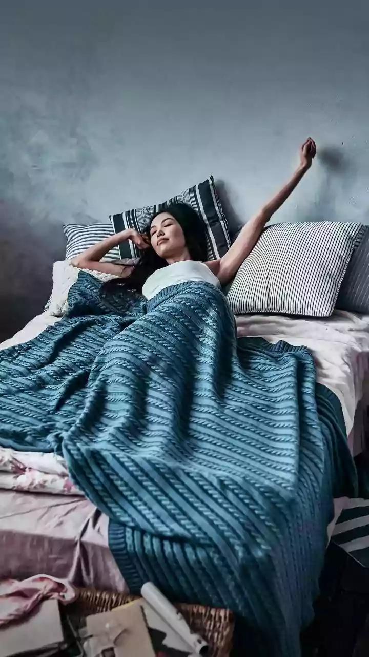 Afternoon naps and health: Myths v/s facts