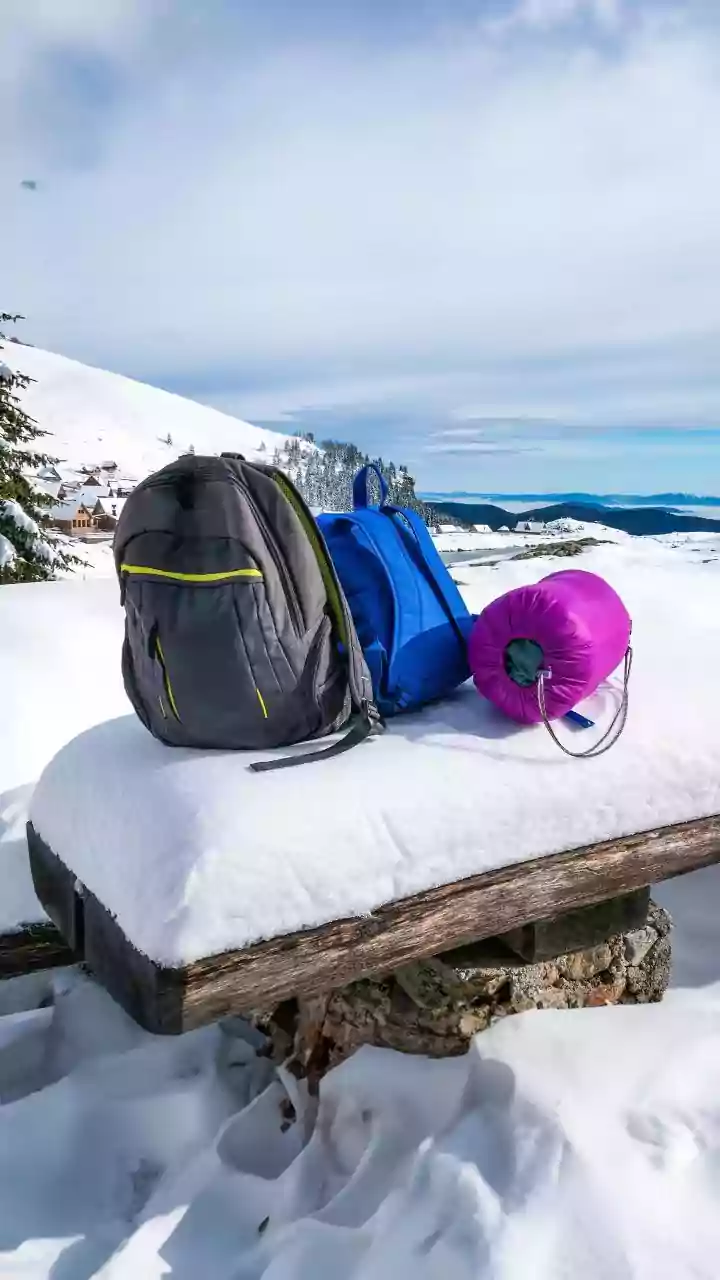 Why Modern Air Compression Bags Are Clear Winner For Packing Bulky Winter And Rain Gear