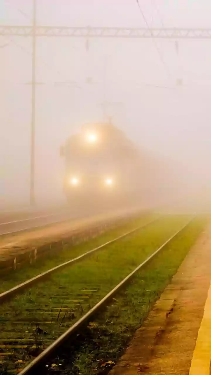Uttar Pradesh: 9 People Injured As State Transport Bus Collides With Truck In Dense Fog In Hardoi