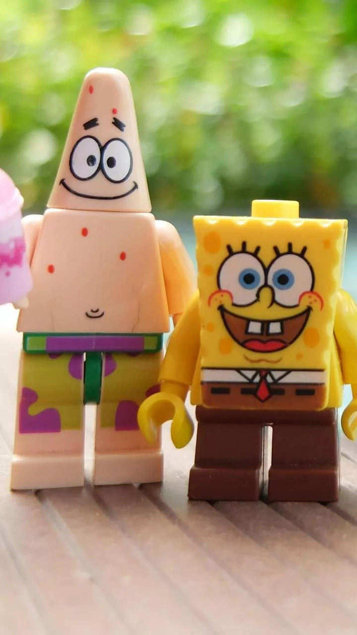 The SpongeBob Movie: Search for SquarePants Review: Big bubble-blowing boy's swashbuckling adventure is silly and sincere