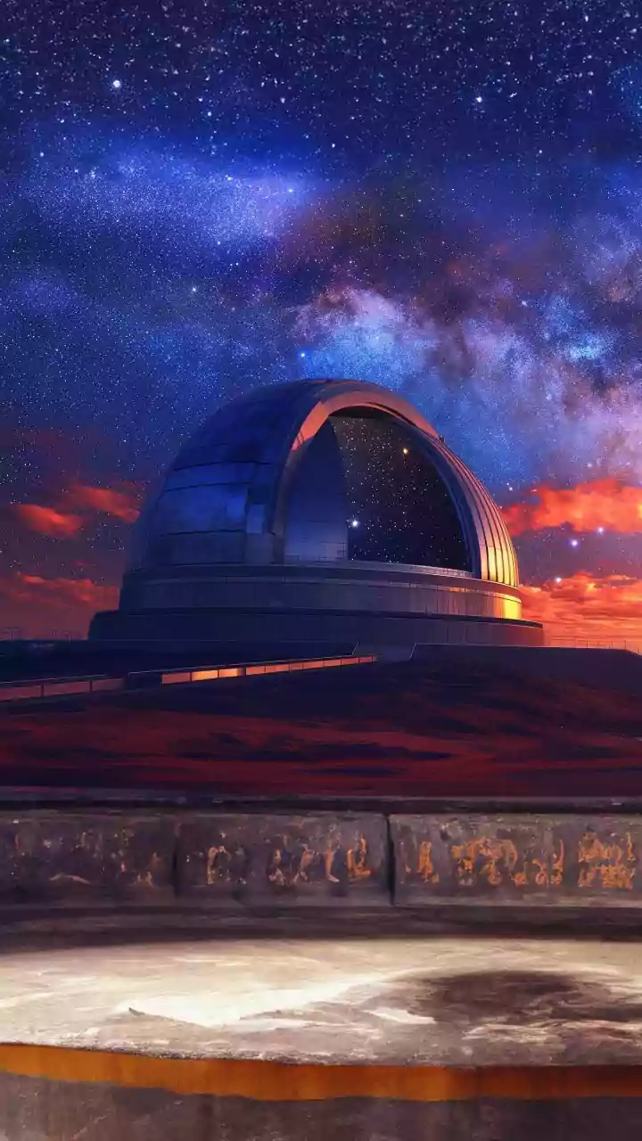 Stargazers Remind Us That Sky Glare Left Source Centuries Ago