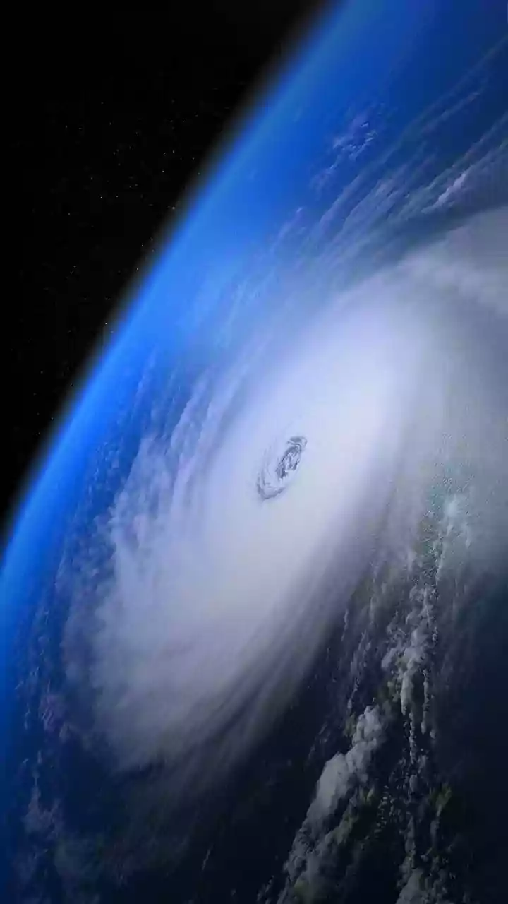 Bomb Cyclones & Polar Vortexes: Weather Wonders Explained