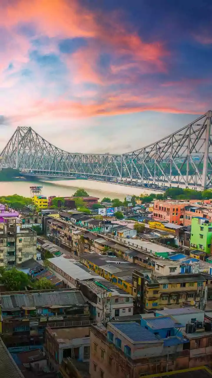 Kolkata's iconic trams face final stop as modernisation rolls in