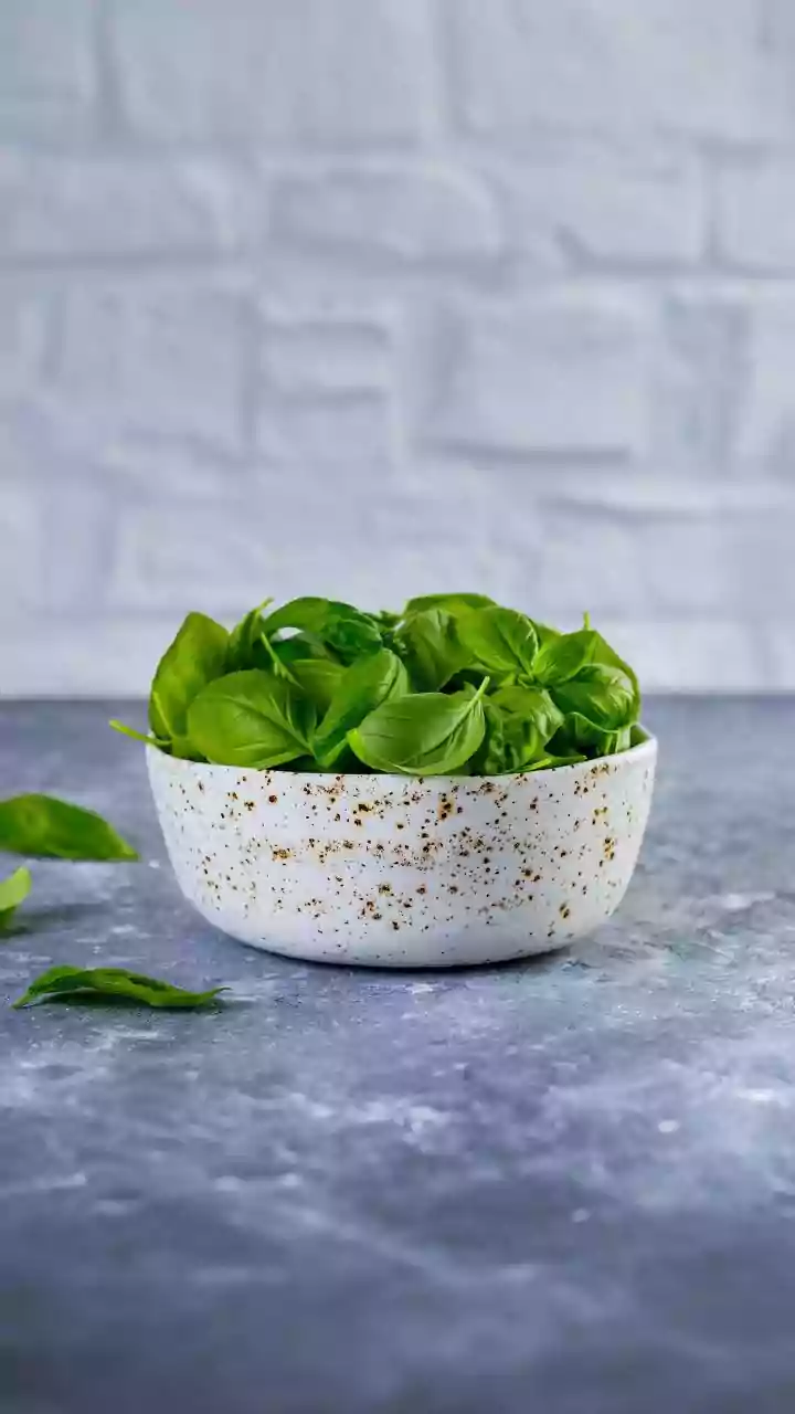 Salad lovers, try these basil-packed bowls