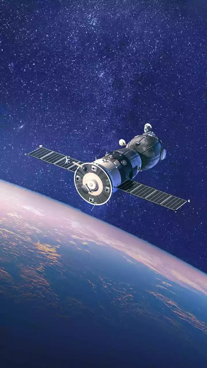 NASA Tests the Big Bang Fix on Voyager 2 Before Voyager 1