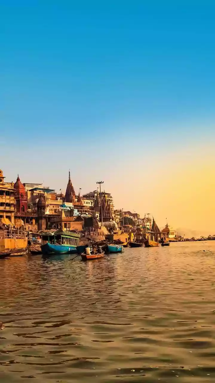 Varanasi Flood Alert: Rising Ganga Water Levels Prompt Emergency Measures