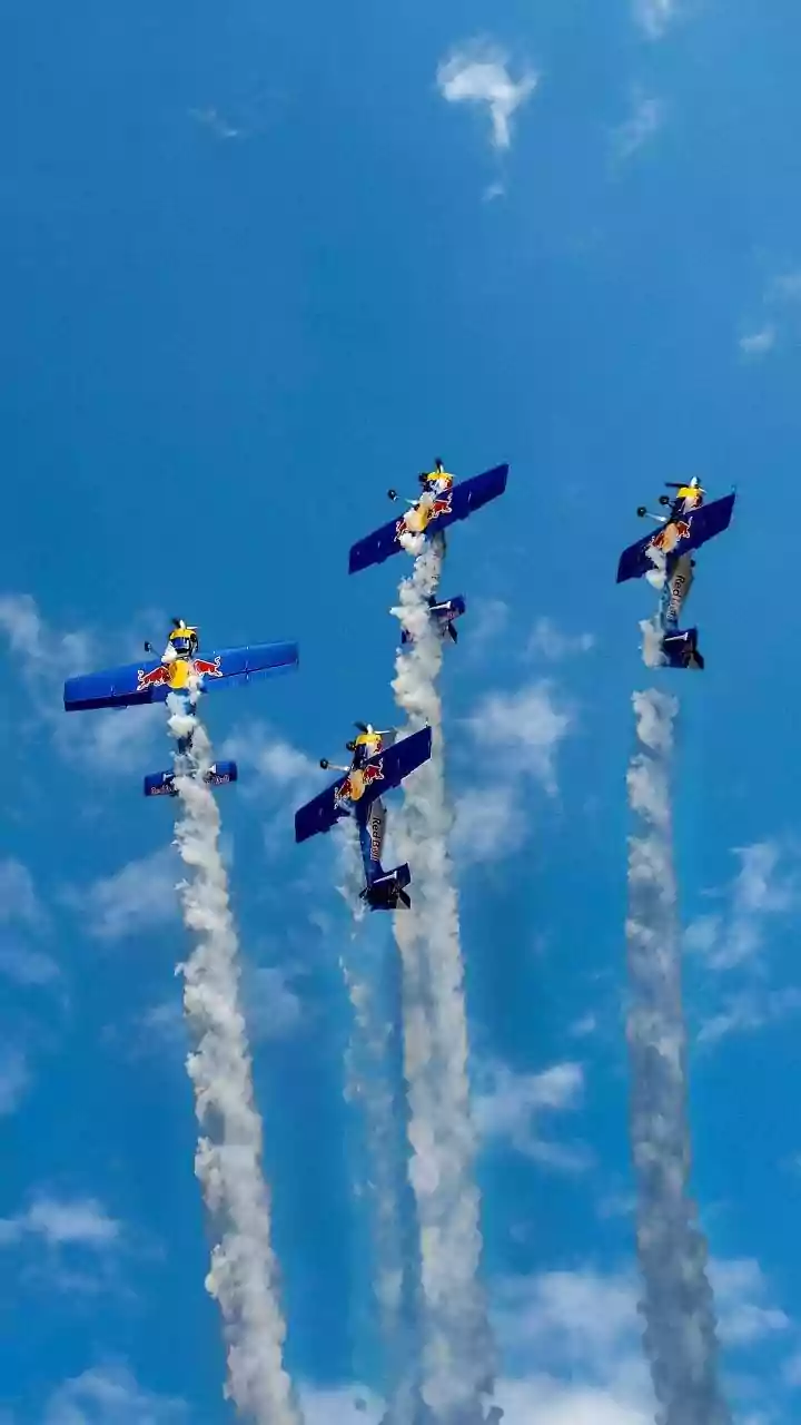 How Pilot Training Prepares Crews For Sudden Medical Or Operational Emergencies