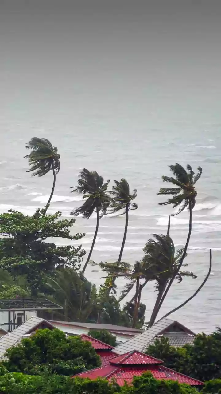 Mangalore coast picks up pre-monsoon spike: 32°C with afternoon storm cells building