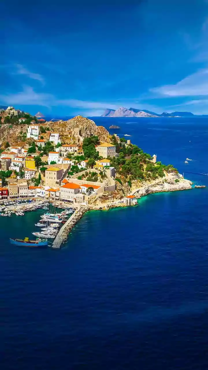You must explore these historic ports in Greece