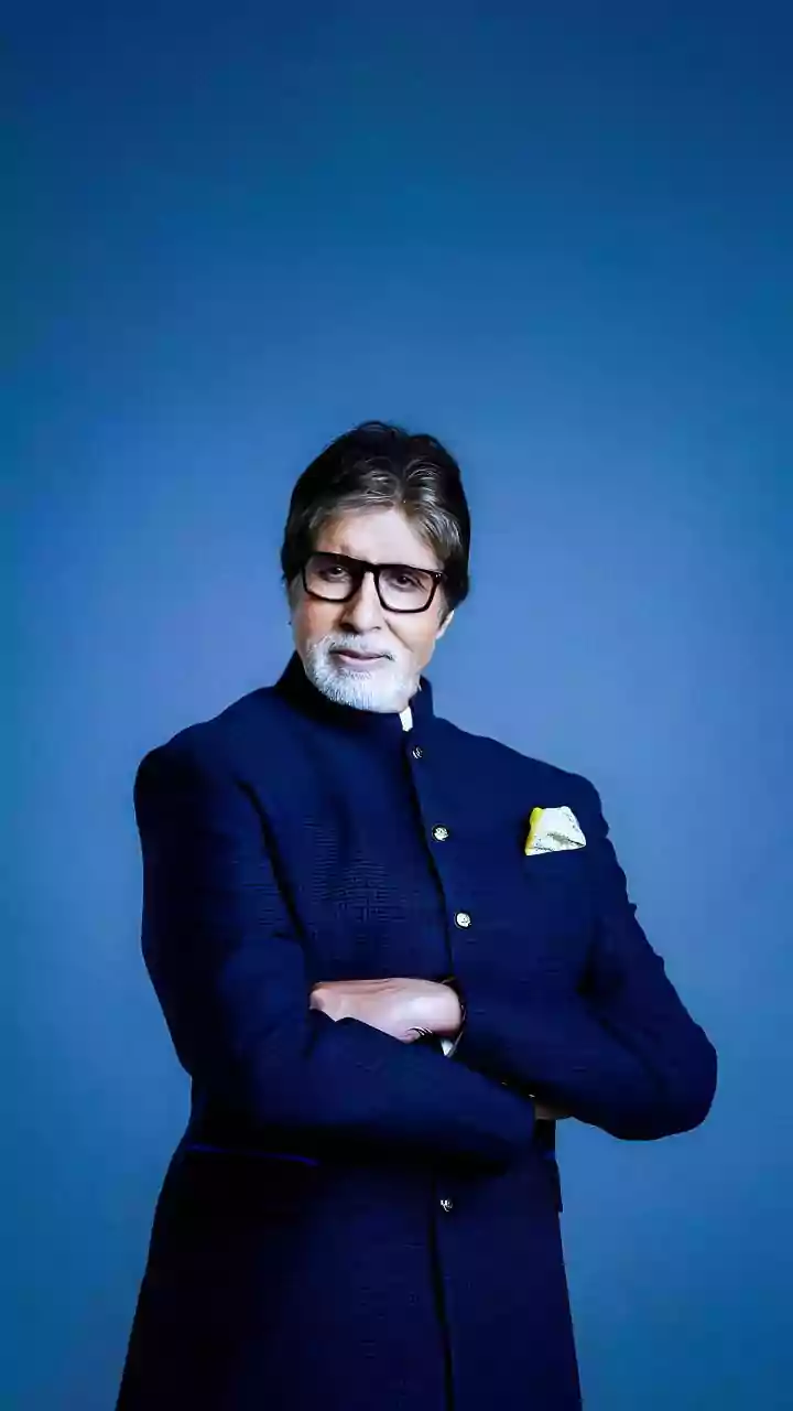 Amitabh Bachchan Reviews Grandson Agastya Nanda’s Film Ikkis: ‘Eyes Filled With Tears Of Joy And Pride’