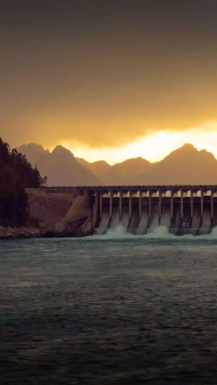 Power minister Manohar Lal reviews progress of hydroelectric projects in J and K
