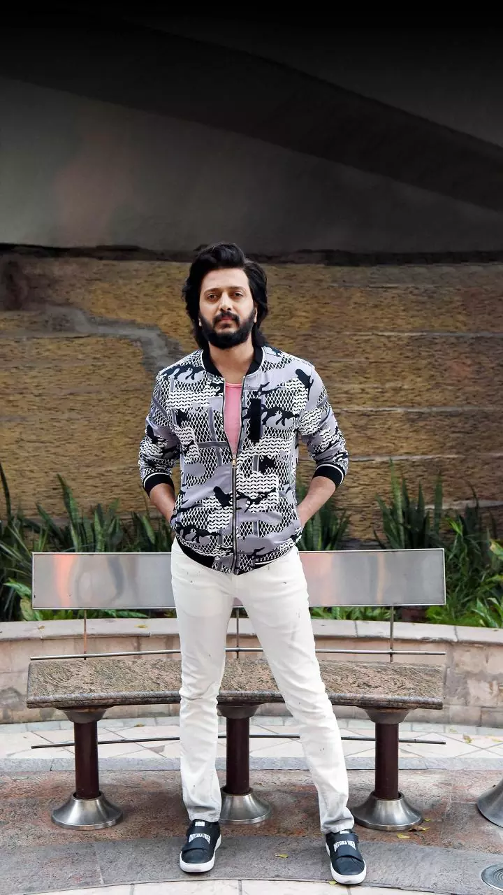 Deshmukh officially joins Telugu films with Pothineni directing and starring