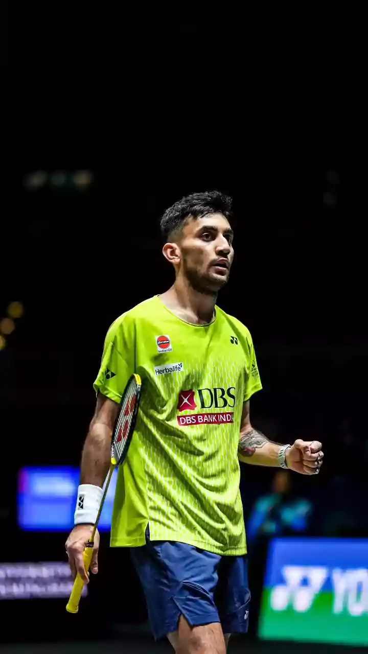 Why do the Badminton World Championships offer no prize money & what do the players get as a reward?