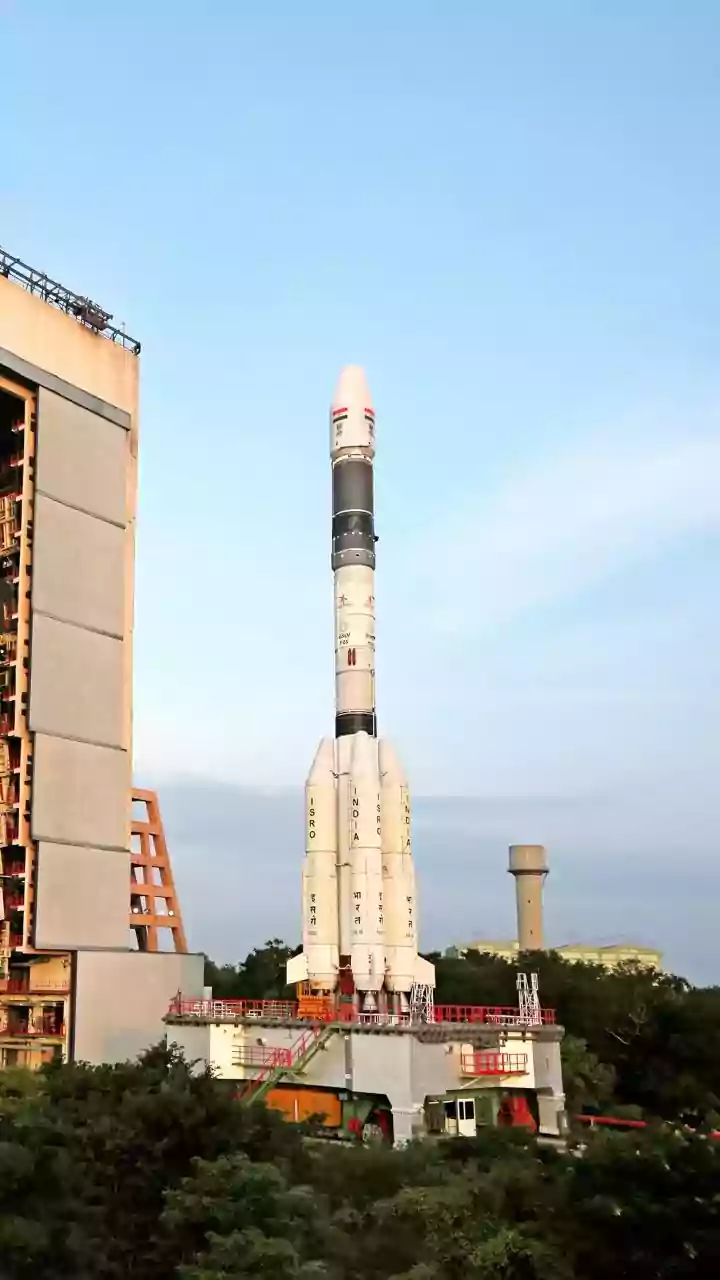 ISRO, ASTSpaceMobile to livestream LVM3-M6 flight on 24 Dec