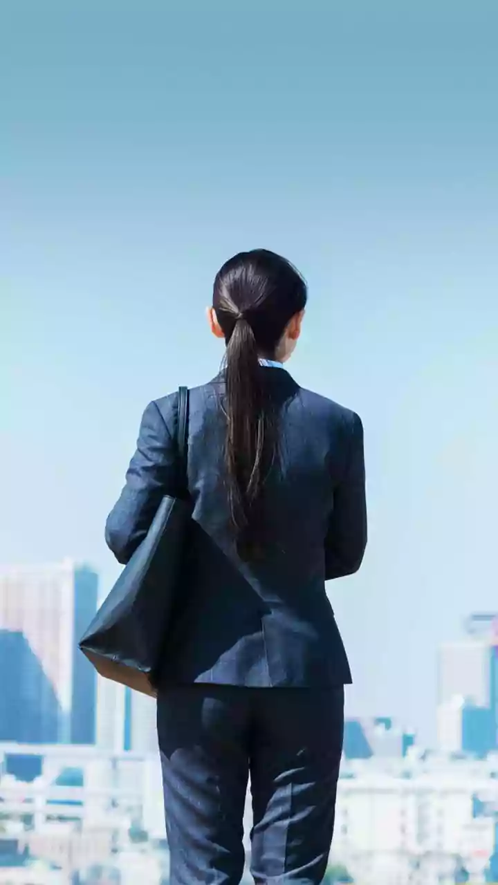 Navigating the Indian Job Market: Trends & Insights