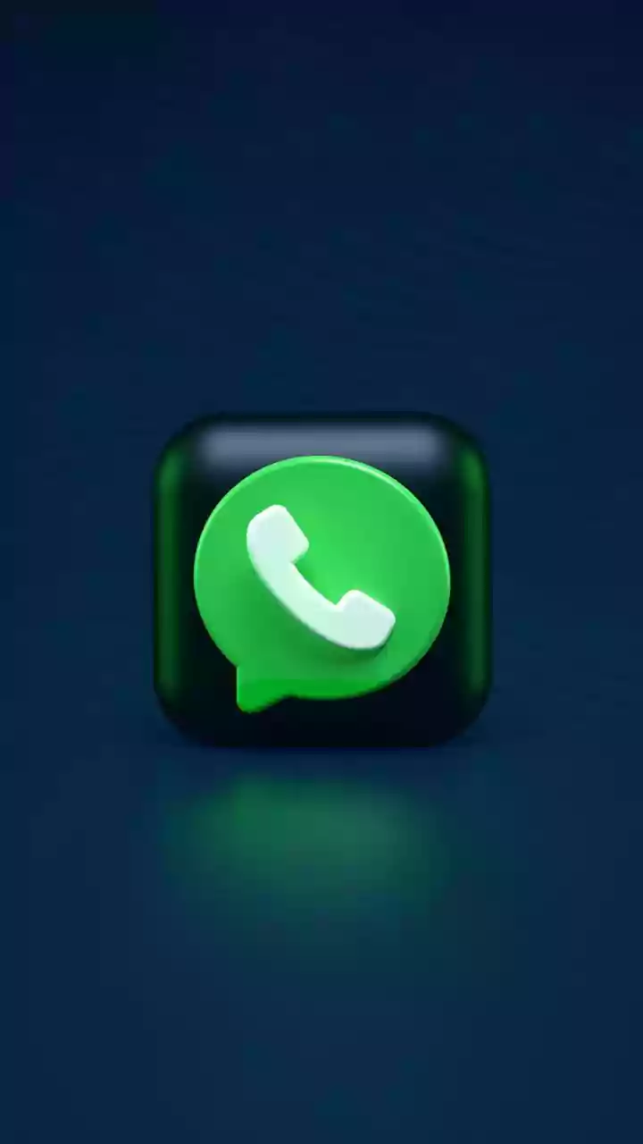 WhatsApp now shows contact info page for group chat members