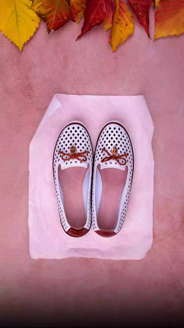 Understanding Practical Flats for Wet Commutes Through the 2026 Monsoon-Footwear Shift