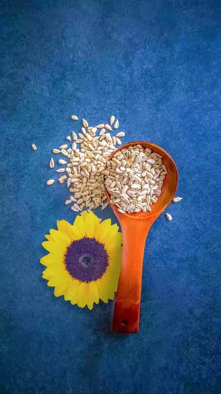 How to add sunflower seeds to your breakfast