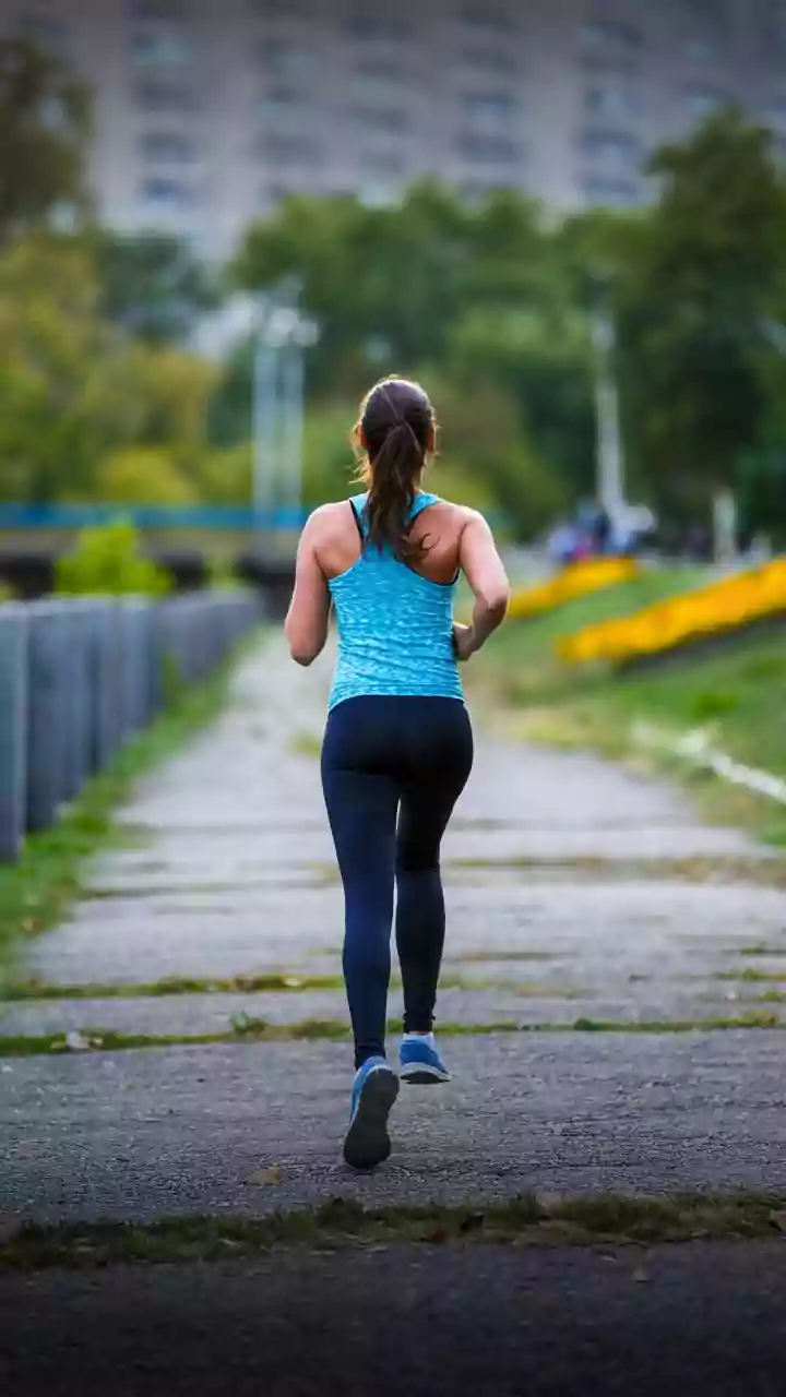 Fazer exercício no horário certo pode proteger o coração, diz estudo