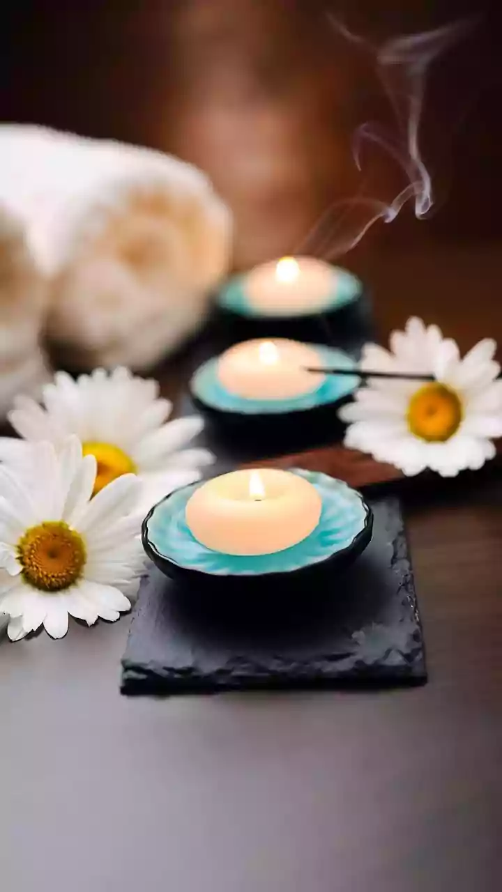 The Simple Steps Behind A Homemade Scented Candle