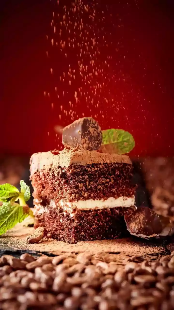 Unlocking Deeper Chocolate Flavor: Natural vs. Dutch Cocoa in Your Cake
