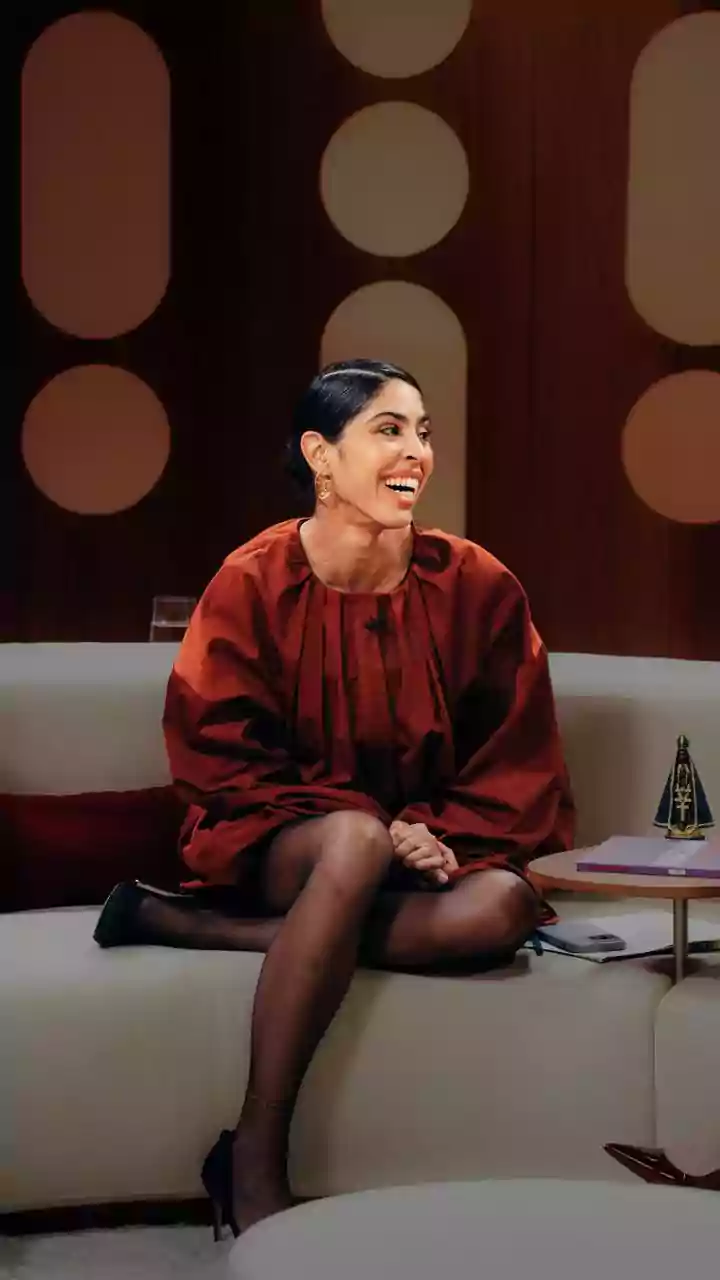 Leite dourado da Bela Gil: bebida que aquece o corpo e conforta nos dias frios