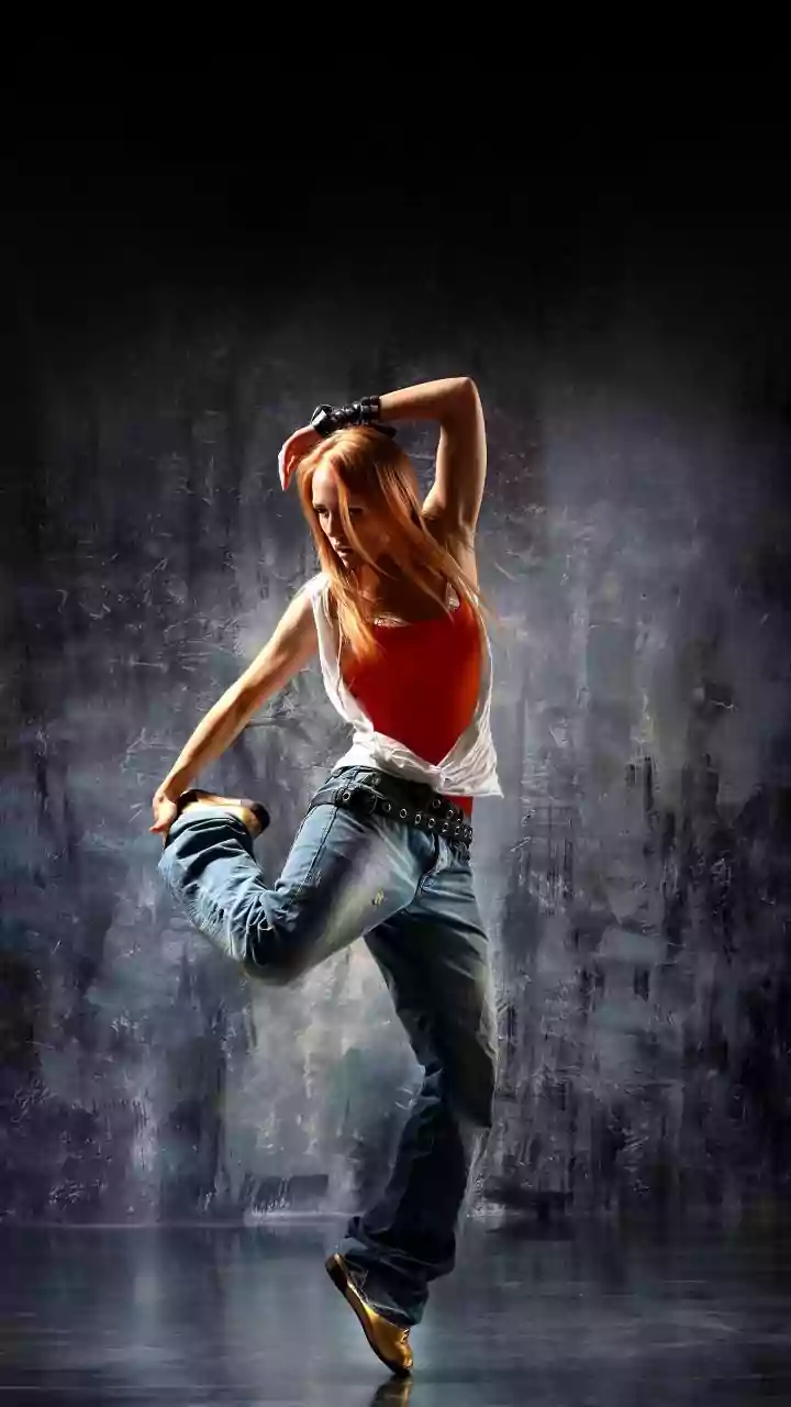 How Joining A Group Dancing Class Can Cut Stress And Enhance Overall Energy