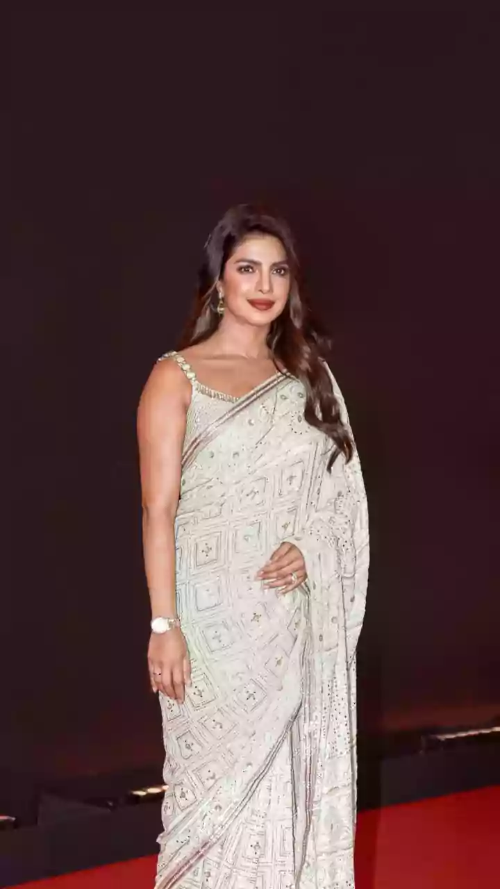 Priyanka Chopra: Saree Styles & Stardom