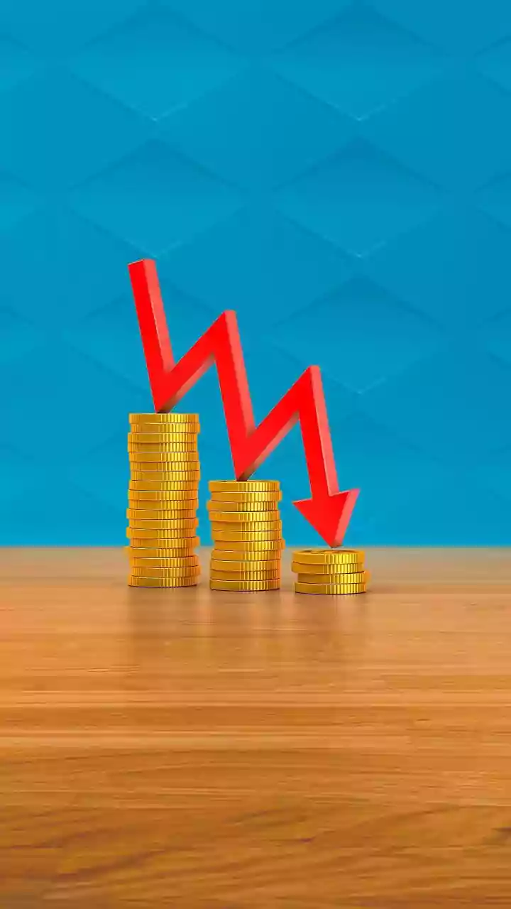 India's IPO Valuations Decline 40% As Issuers Adapt To Changing Capital Market Realities