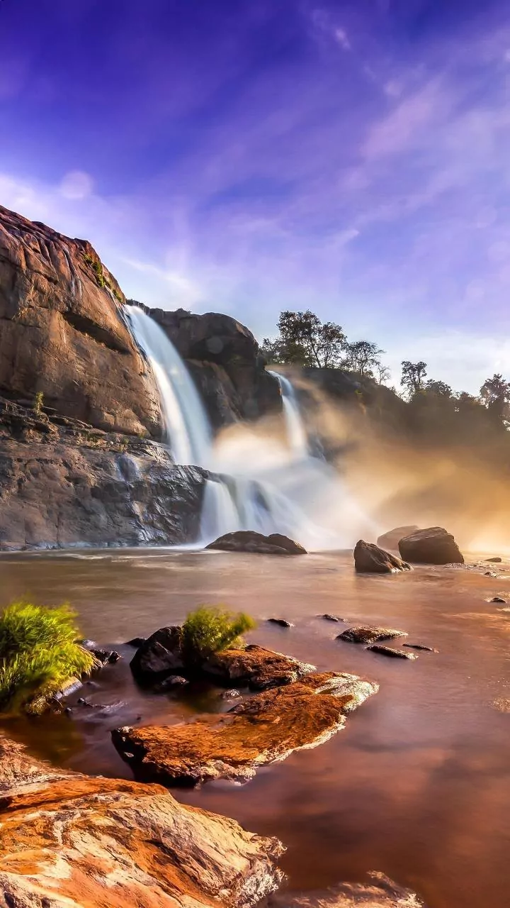 How To Experience Bhandardara Offbeat Waterfalls And Foggy Hills Near Pune City