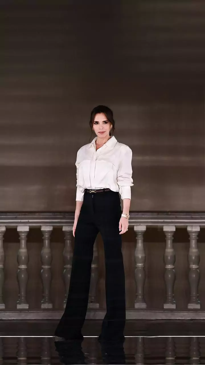 Victoria Beckham reaches out to Brooklyn despite being blocked