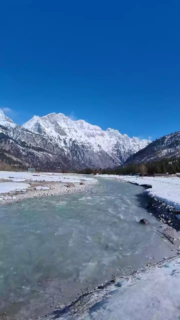 Cold Snap in J&K & Ladakh: Temperatures Plummet to Extreme Lows