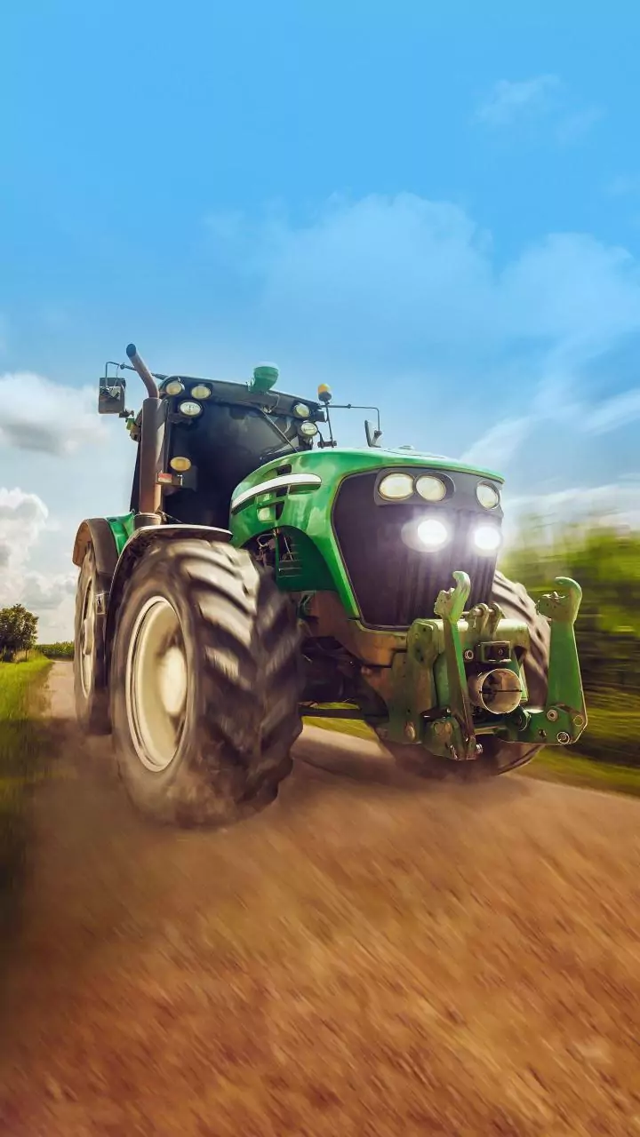 Two labourers killed, as many injured as tractor-trolley overturns in UP's Kaushambi